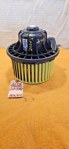 52422199 Chevrolet 07-14 Tahoe 5.3l Front Heater Blower Motor Q9693