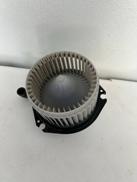 52747786 Chevrolet 2002-2024 Express 3500 Hvac Air Conditioner Heater Blower Motor Oem A7