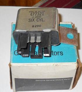 477321 General Motors Nos 1979-85 Chevrolet Truck 6 Cylinder Throttle Control Switch Relay